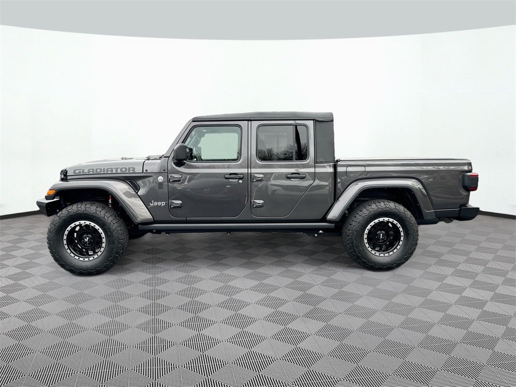 2021 Jeep Gladiator Overland