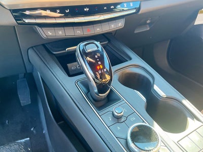 2025 Cadillac XT4 Premium Luxury