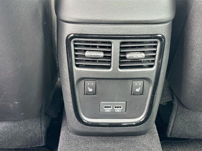 2023 Chrysler 300 C