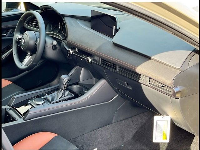 2025 Mazda Mazda3 2.5 Carbon Turbo