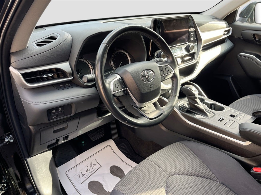 2023 Toyota Highlander LE
