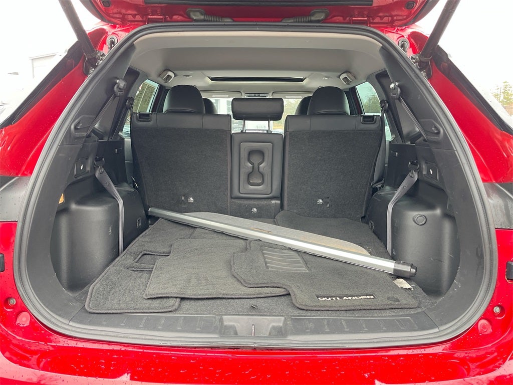 2023 Mitsubishi Outlander SE