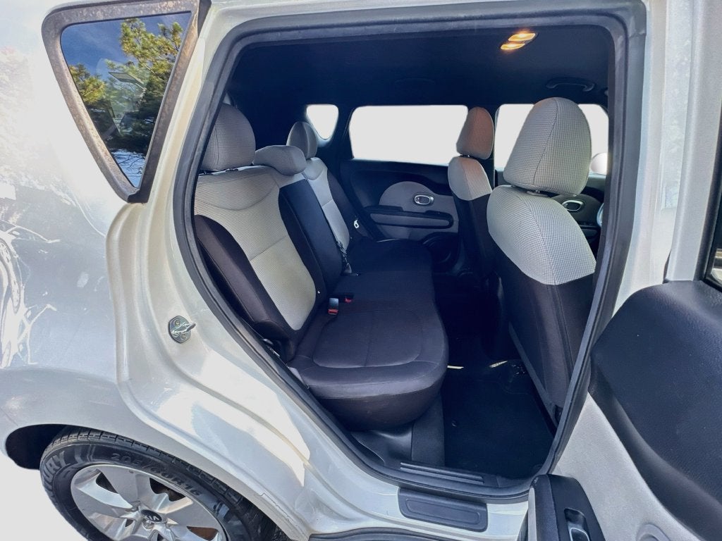 2017 Kia Soul Base