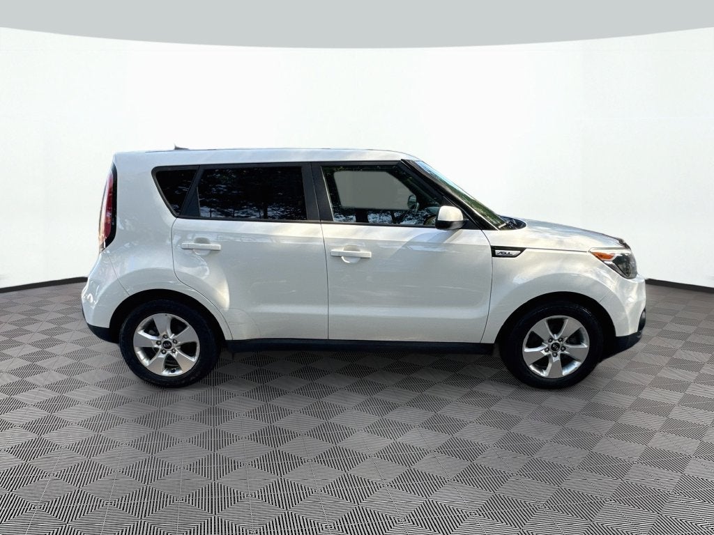 2017 Kia Soul Base