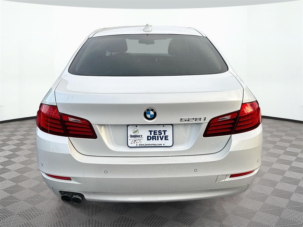 2016 BMW 5 Series 528i