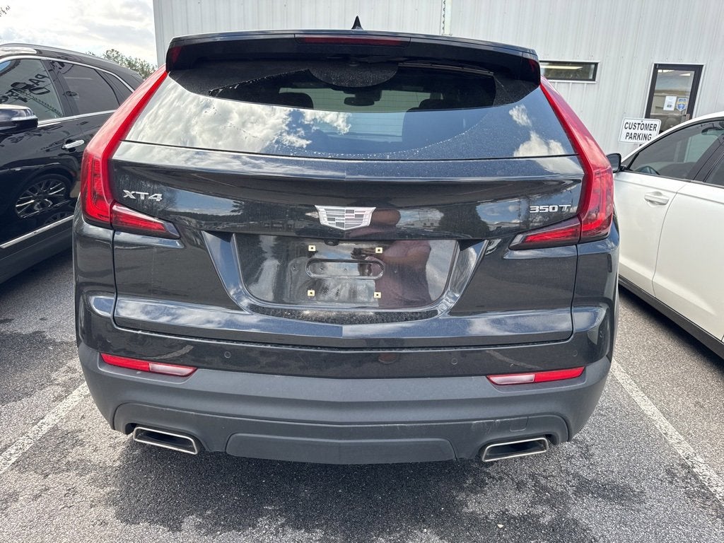 2022 Cadillac XT4 Luxury