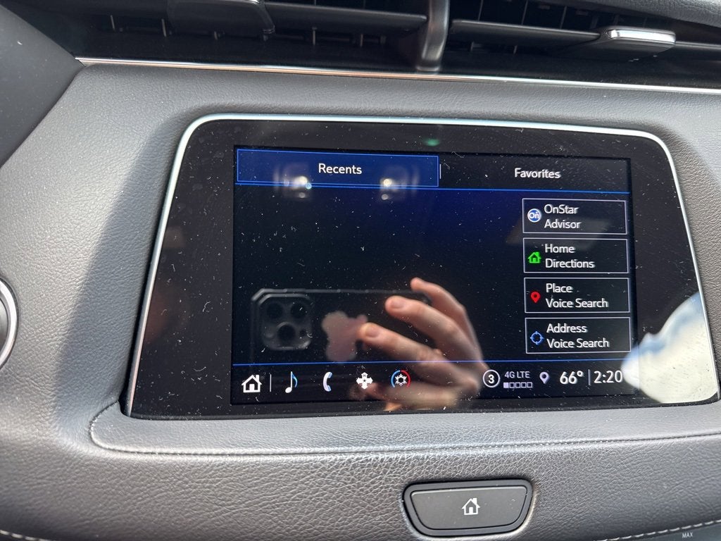 2022 Cadillac XT4 Luxury