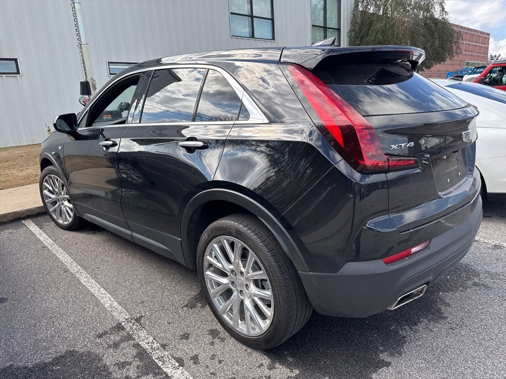 2022 Cadillac XT4 Luxury
