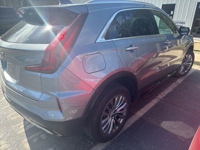 2025 Cadillac XT4 Premium Luxury