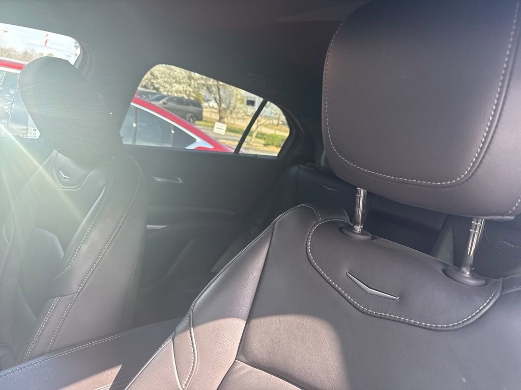 2025 Cadillac XT4 Premium Luxury