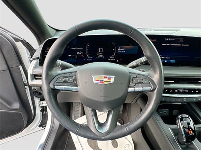 2024 Cadillac XT4 Premium Luxury