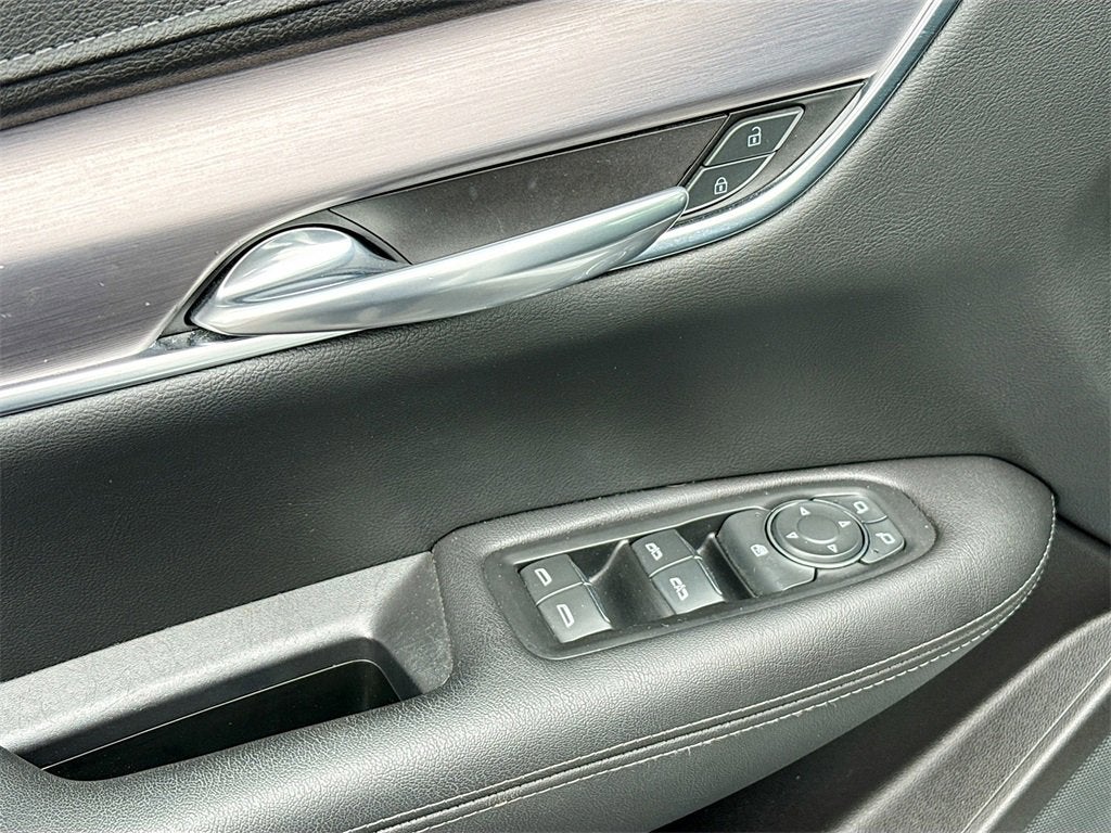 2023 Cadillac XT5 Luxury