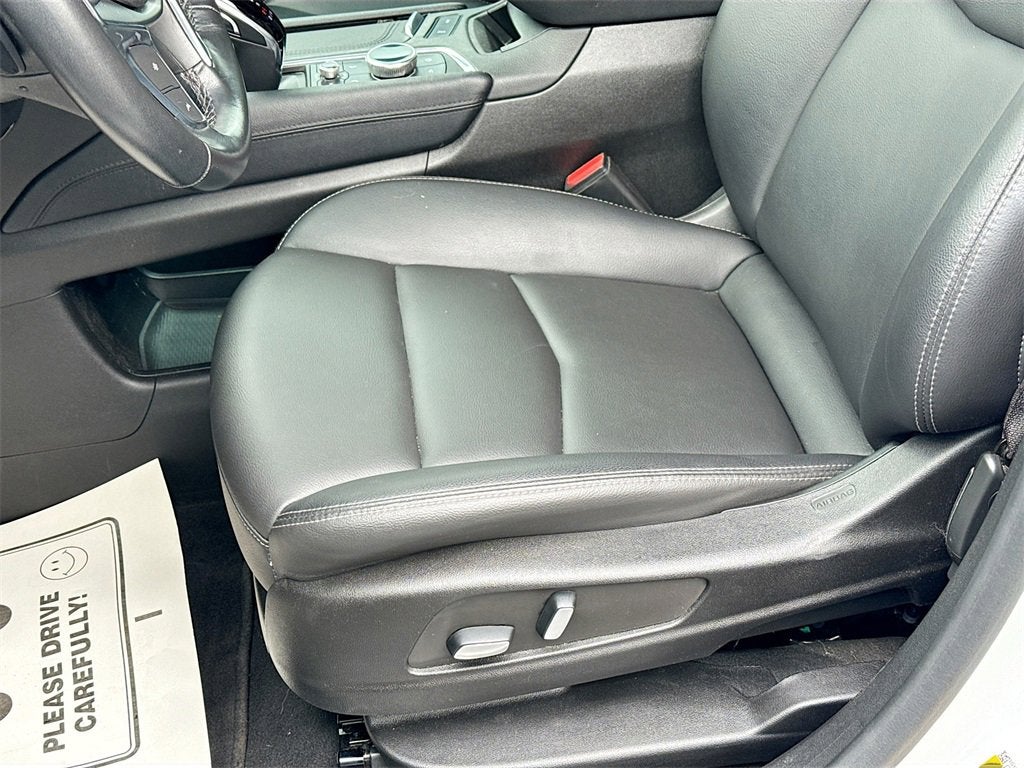 2023 Cadillac XT5 Luxury