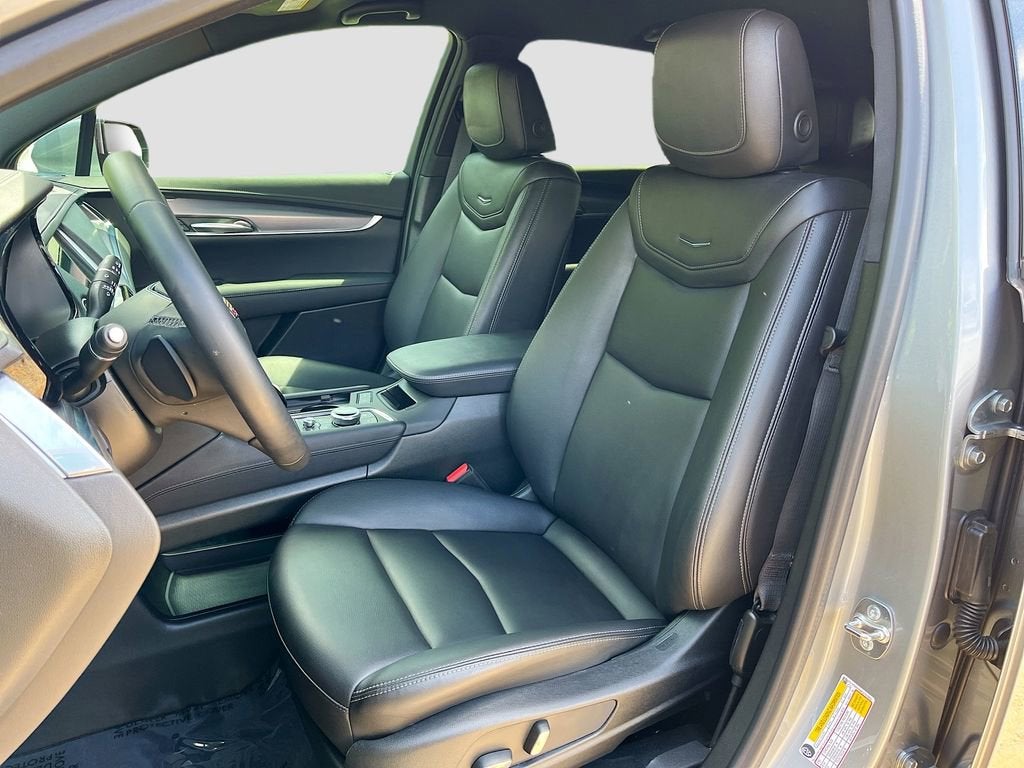 2024 Cadillac XT5 Luxury