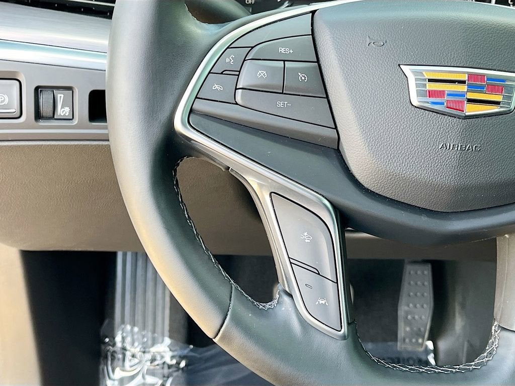 2024 Cadillac XT5 Luxury