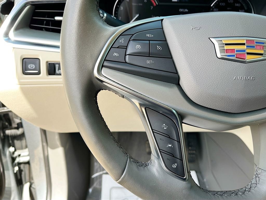 2023 Cadillac XT5 Premium Luxury