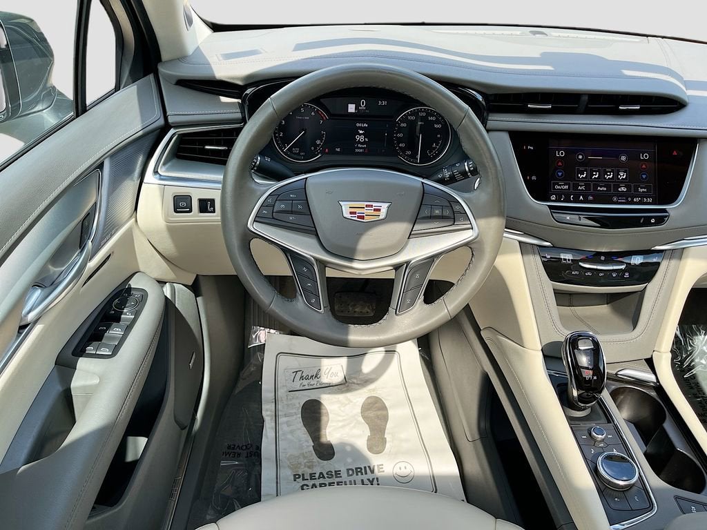 2023 Cadillac XT5 Premium Luxury