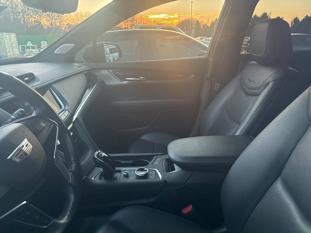 2022 Cadillac XT5 Premium Luxury