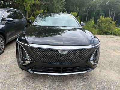 2024 Cadillac LYRIQ Luxury 1