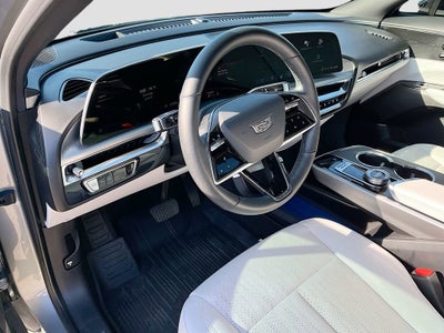 2024 Cadillac LYRIQ Luxury 1