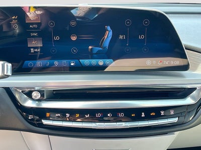 2024 Cadillac LYRIQ Luxury 1