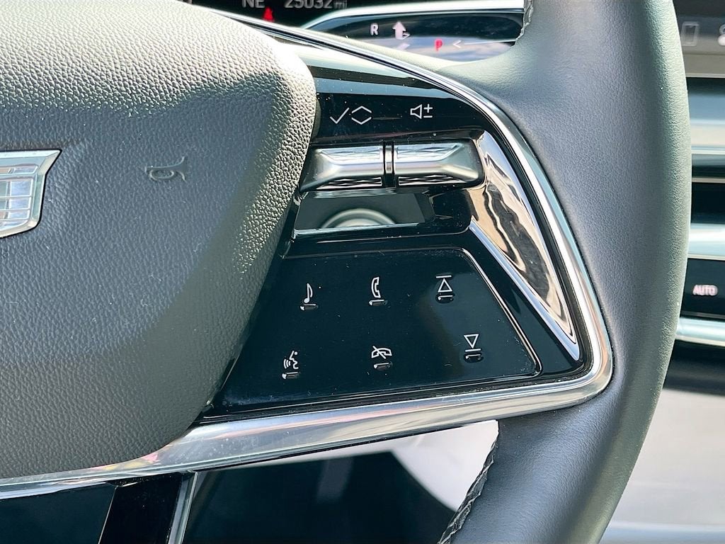 2024 Cadillac LYRIQ Sport 1