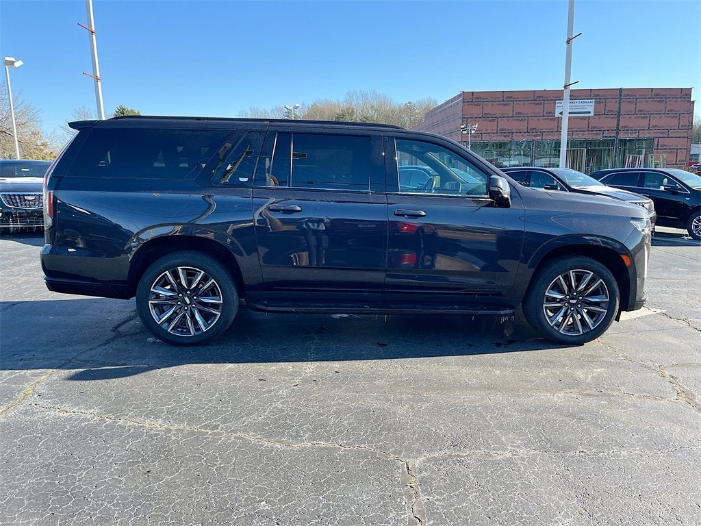 2024 Cadillac Escalade ESV Sport