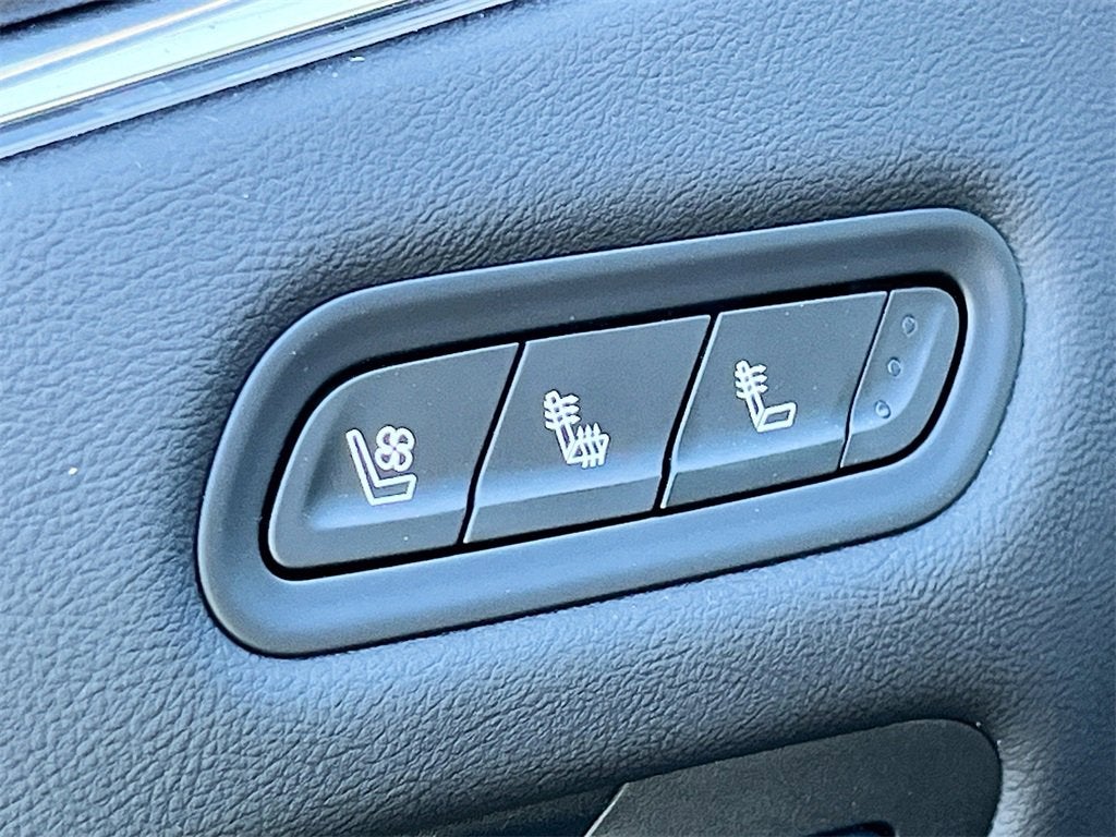 2024 Cadillac Escalade ESV Sport