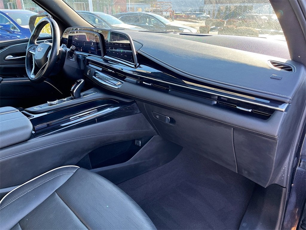 2024 Cadillac Escalade ESV Sport