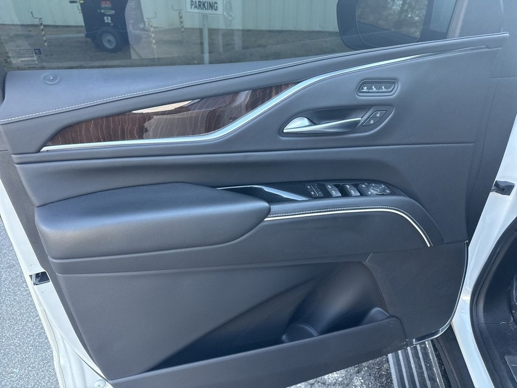 2023 Cadillac Escalade Sport Platinum