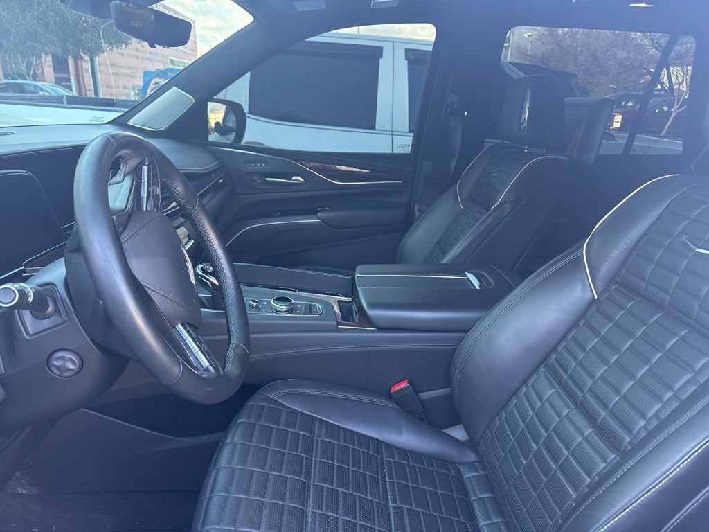 2023 Cadillac Escalade Sport Platinum