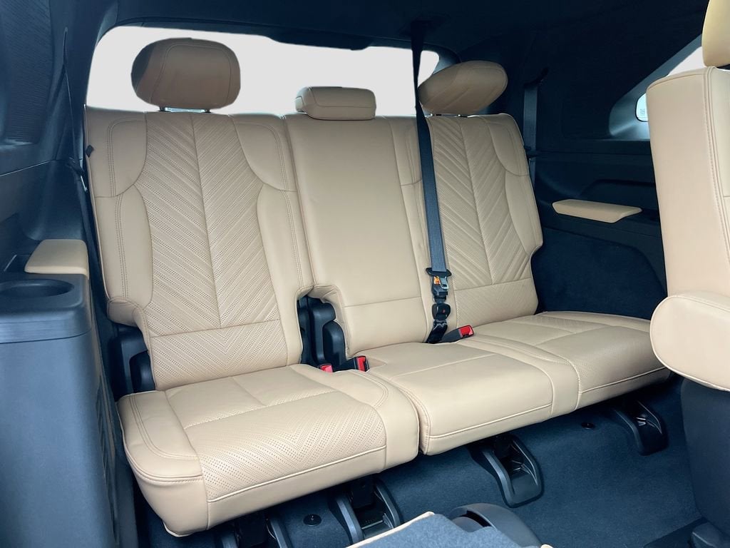 2025 Cadillac ESCALADE IQ Sport 2