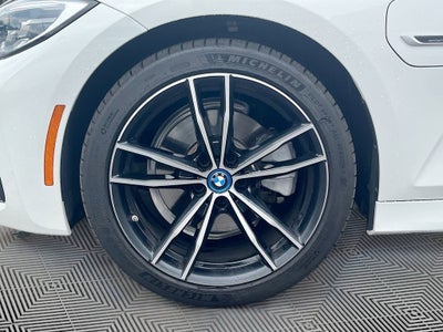 2022 BMW 3 Series 330e