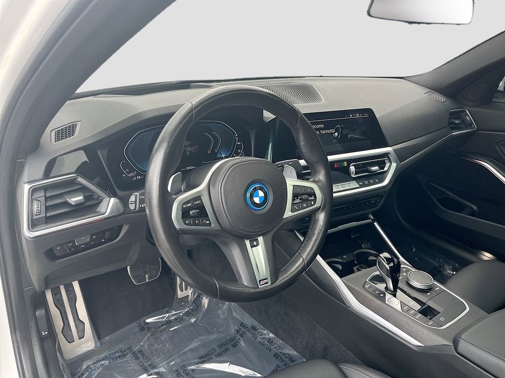 2022 BMW 3 Series 330e