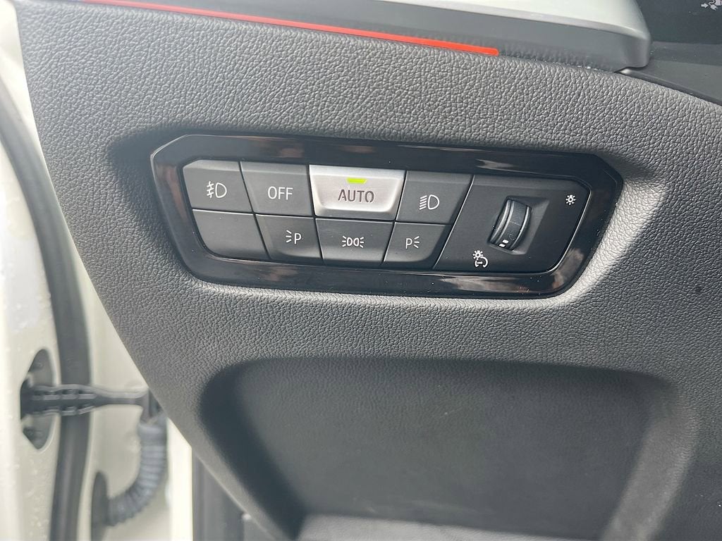 2022 BMW 3 Series 330e