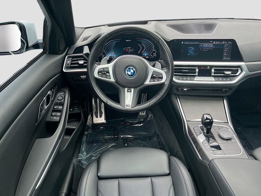 2022 BMW 3 Series 330e