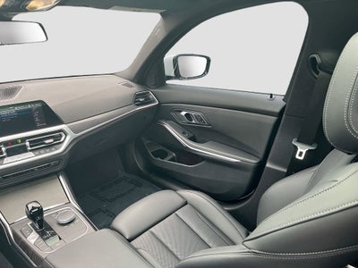 2022 BMW 3 Series 330e