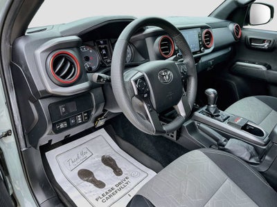 2022 Toyota Tacoma 4WD SR