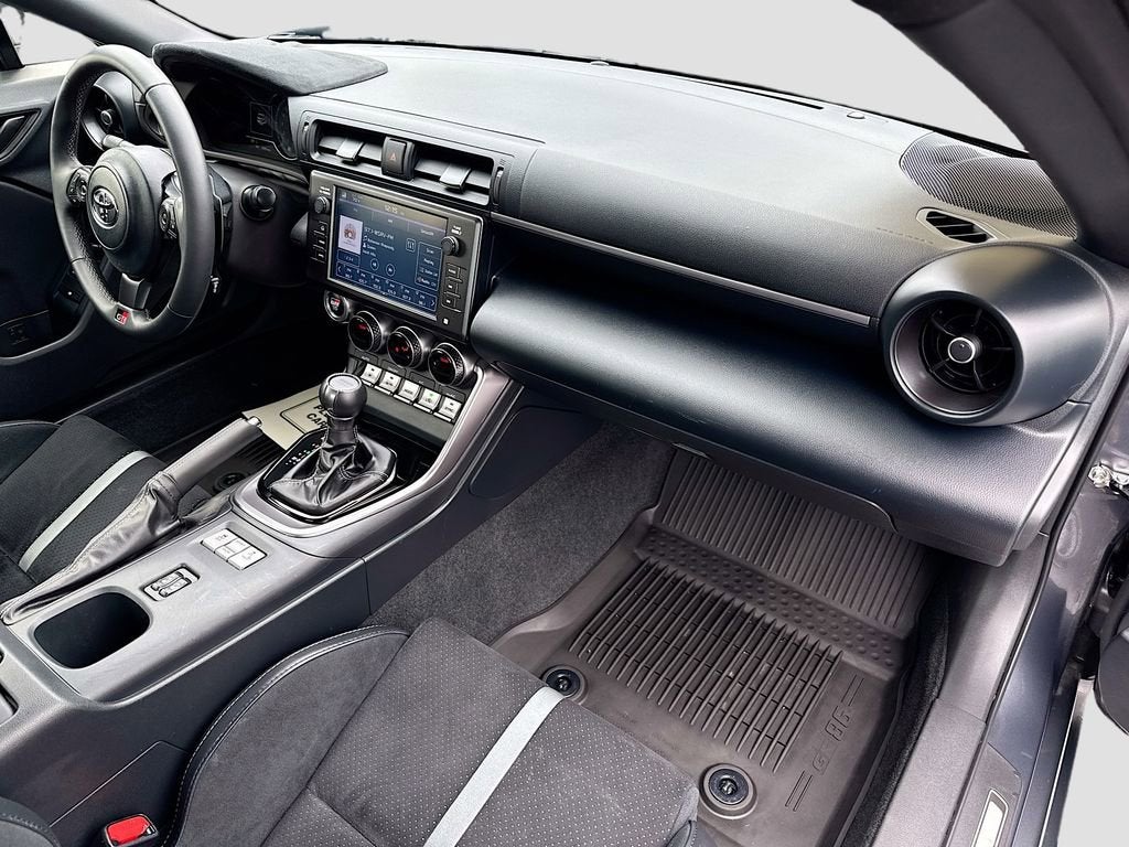 2025 Toyota GR86 Premium