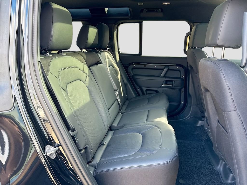 2025 Land Rover Defender S