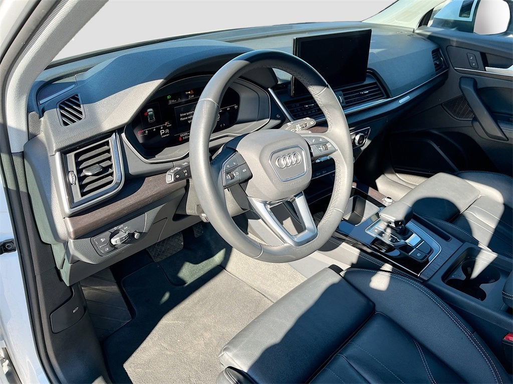 2024 Audi Q5 S line Premium Plus