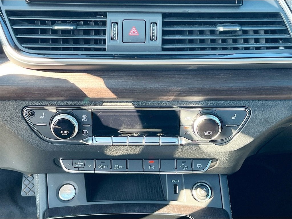 2024 Audi Q5 S line Premium Plus