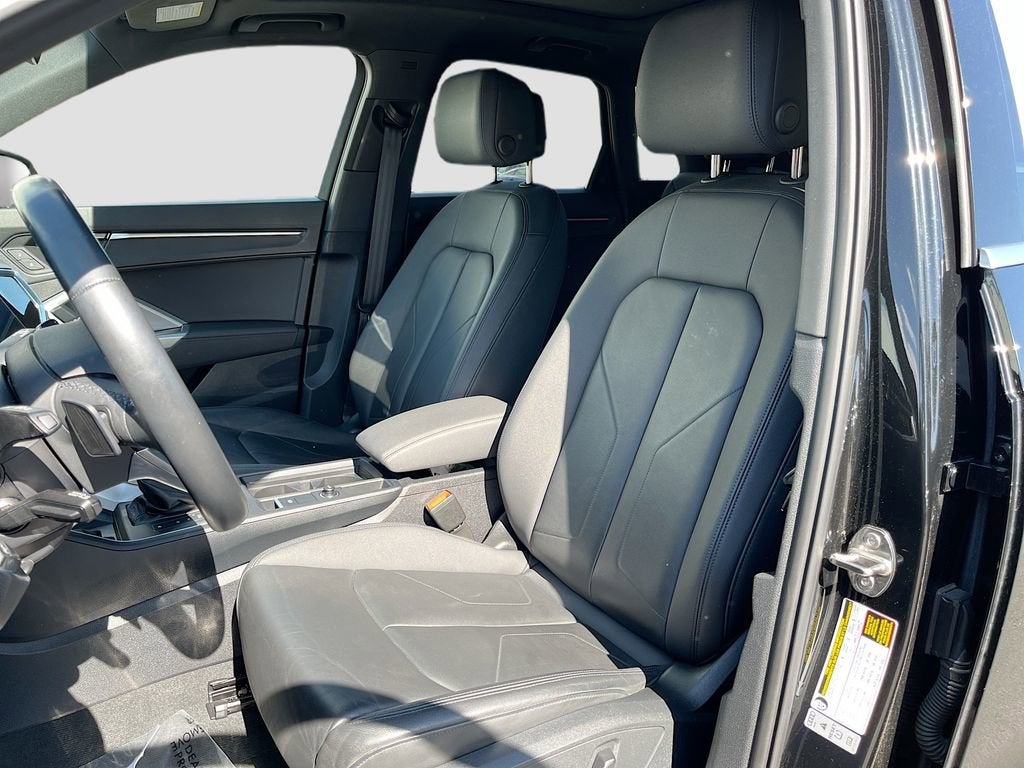 2024 Audi Q3 S line Premium Plus