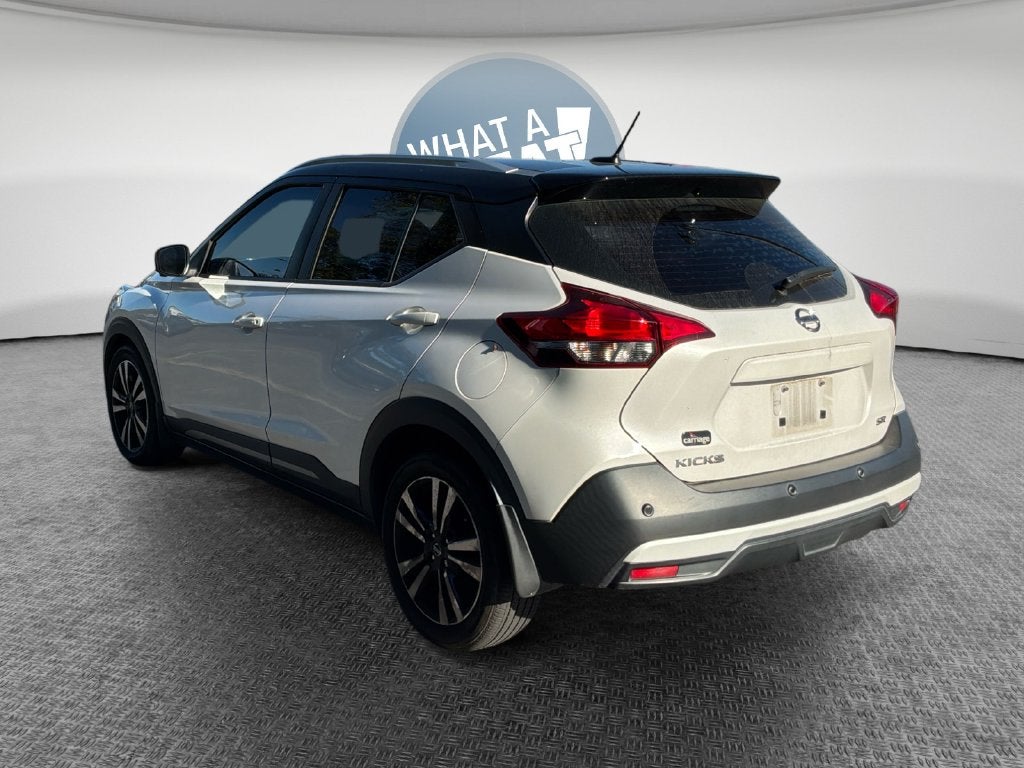2020 Nissan Kicks SR
