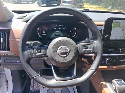 2025 Nissan Pathfinder Platinum