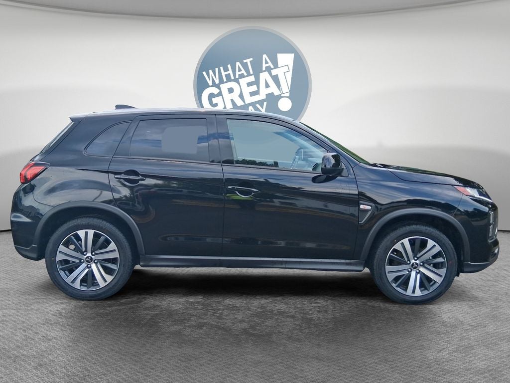 2025 Mitsubishi Outlander Sport Base
