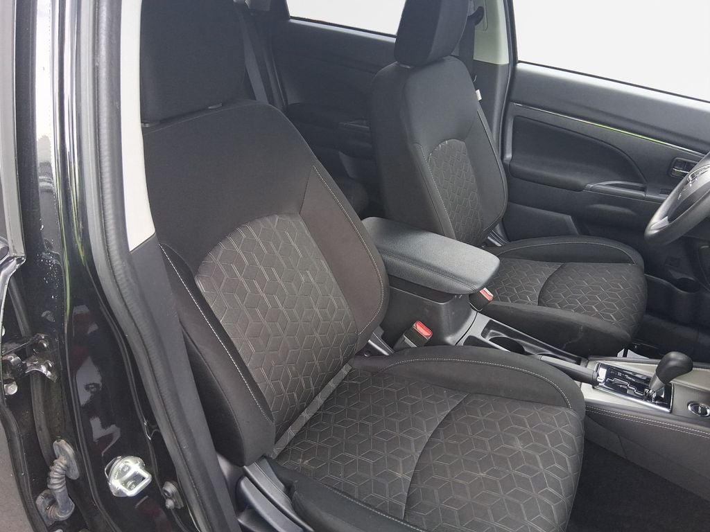 2025 Mitsubishi Outlander Sport Base