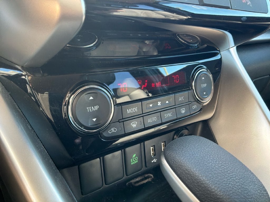 2024 Mitsubishi Eclipse Cross Base