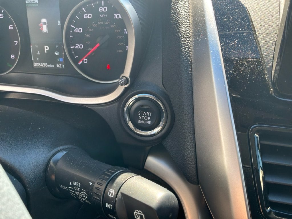2024 Mitsubishi Eclipse Cross Base