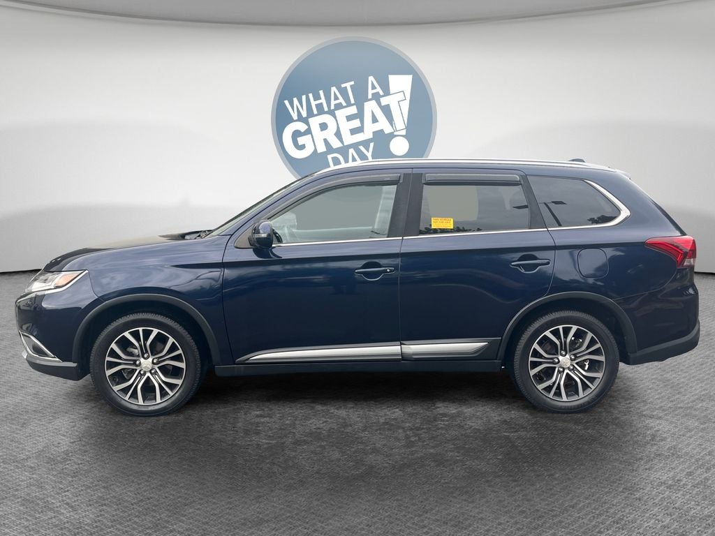 2018 Mitsubishi Outlander Base